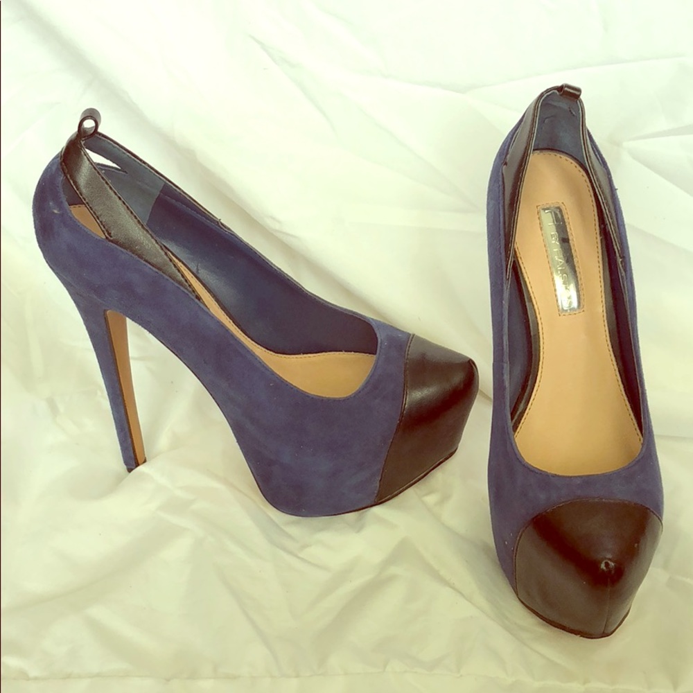 By Halston Blue Suede & leather shoes.